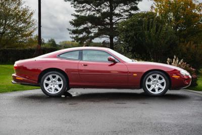 1998 Jaguar XK8
