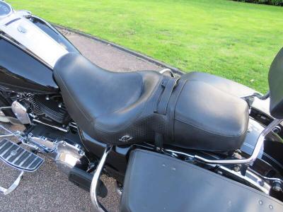 2009 Harley Davidson FLHRC ROAD KING CLASSIC