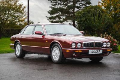 1998 Jaguar XJ8