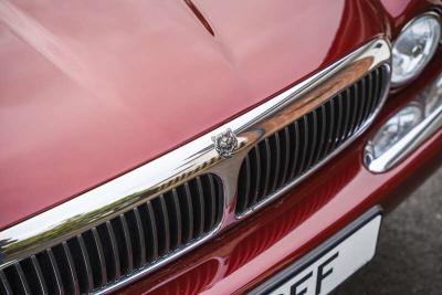 1998 Jaguar XJ8