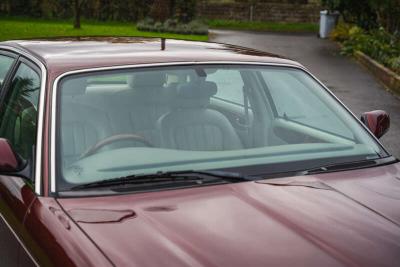 1998 Jaguar XJ8