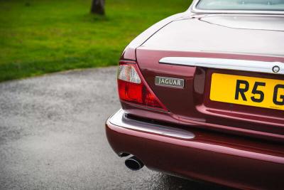 1998 Jaguar XJ8