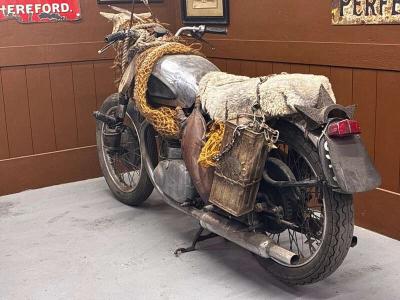 1952 BSA A10 GOLDEN FLASH