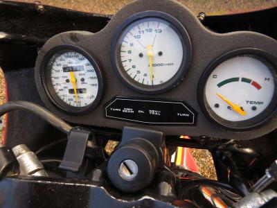 1986 Suzuki RG500 'BARRY SHEENE' TRIBUTE