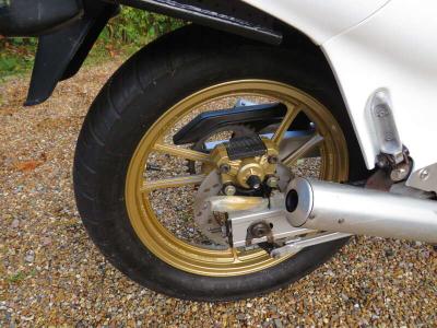 1986 Suzuki RG500 'BARRY SHEENE' TRIBUTE