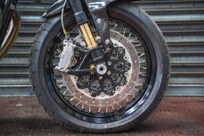 2015 NORTON COM-01 DOMINATOR SS