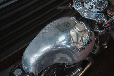 2015 NORTON COM-01 DOMINATOR SS
