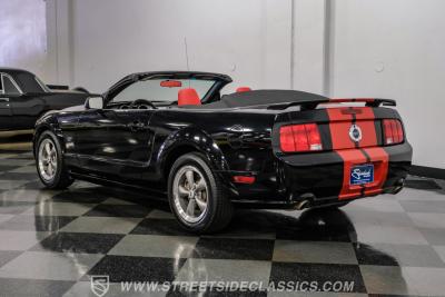 2005 Ford Mustang GT Premium Convertible