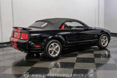 2005 Ford Mustang GT Premium Convertible