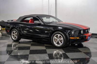 2005 Ford Mustang GT Premium Convertible