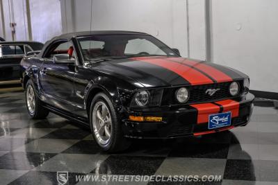 2005 Ford Mustang GT Premium Convertible