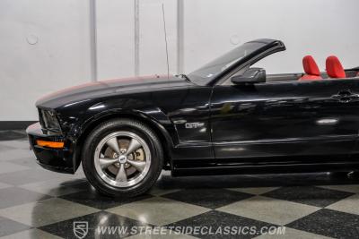 2005 Ford Mustang GT Premium Convertible