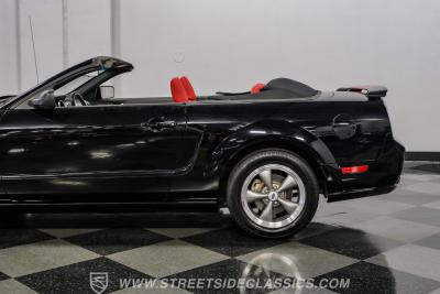 2005 Ford Mustang GT Premium Convertible