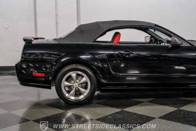 2005 Ford Mustang GT Premium Convertible