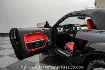 2005 Ford Mustang GT Premium Convertible