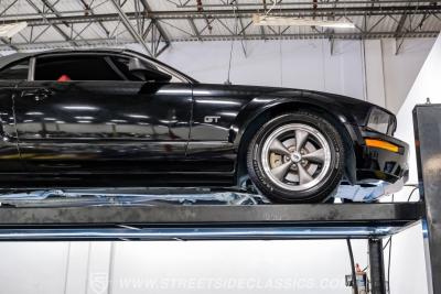 2005 Ford Mustang GT Premium Convertible