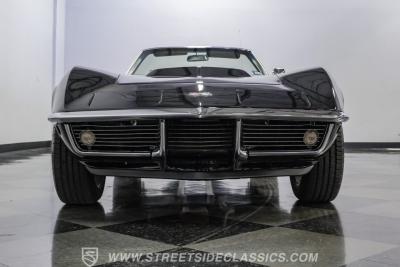 1968 Chevrolet Corvette 427 Tri-Power Convertible