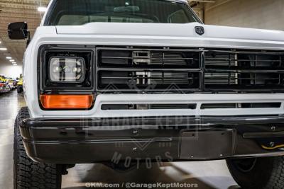 1987 Dodge W-100 Pickup