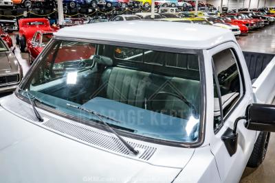 1987 Dodge W-100 Pickup