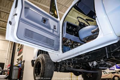 1987 Dodge W-100 Pickup