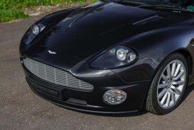 2002 Aston Martin Vanquish