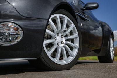 2002 Aston Martin Vanquish
