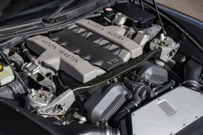 2002 Aston Martin Vanquish