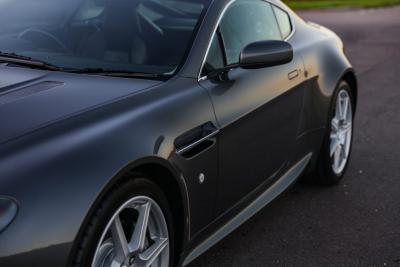 2006 Aston Martin Vantage