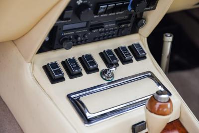 1988 Aston Martin Vantage