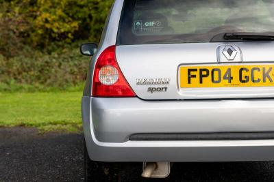 2004 Renault CLIO 172
