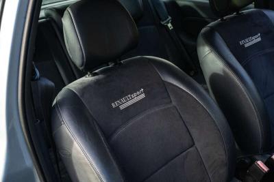 2004 Renault CLIO 172