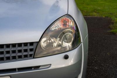 2004 Renault CLIO 172