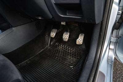 2004 Renault CLIO 172