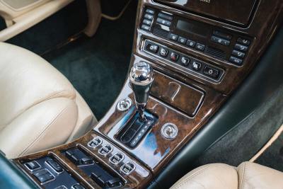 2001 Bentley ARANGE RED LABEL