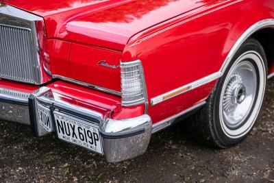 1976 Lincoln CONTINENTAL LIPSTICK MODEL