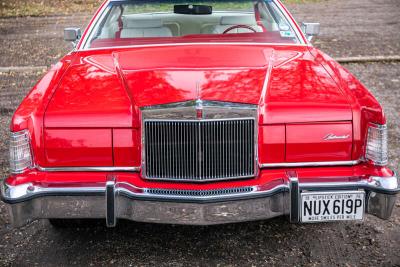 1976 Lincoln CONTINENTAL LIPSTICK MODEL