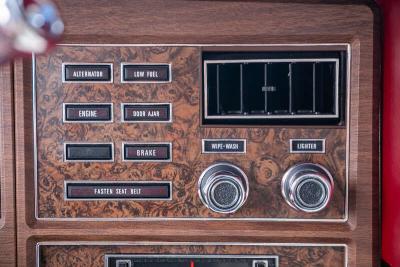 1976 Lincoln CONTINENTAL LIPSTICK MODEL
