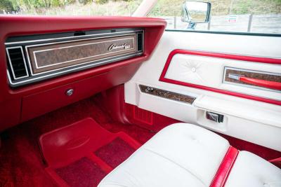 1976 Lincoln CONTINENTAL LIPSTICK MODEL
