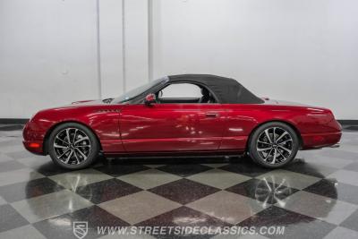 2004 Ford Thunderbird