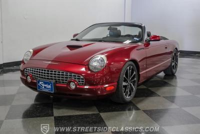 2004 Ford Thunderbird