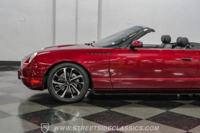 2004 Ford Thunderbird