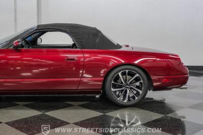 2004 Ford Thunderbird