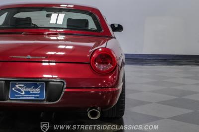 2004 Ford Thunderbird
