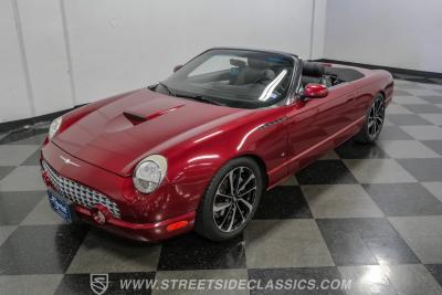 2004 Ford Thunderbird