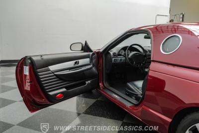 2004 Ford Thunderbird