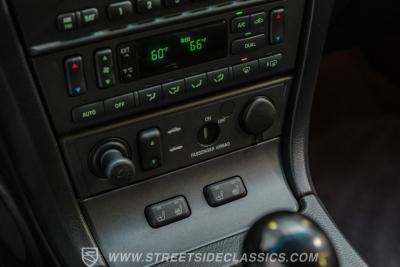 2004 Ford Thunderbird