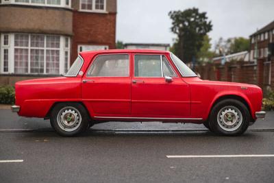 1974 Alfa Romeo GIULIA SUPER