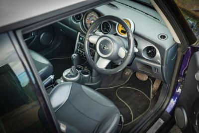 2004 Mini COOPER