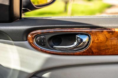 2003 Jaguar XJ8 SE X350