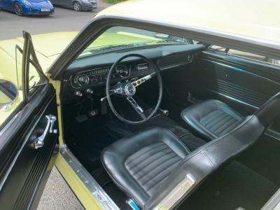 1965 Ford Mustang 289 V8 manual